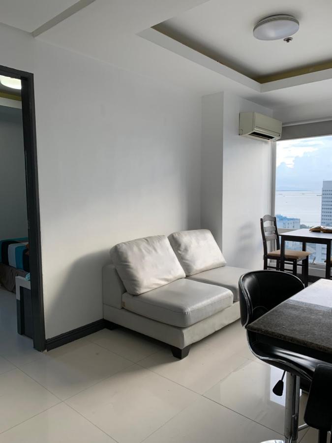1 Bedroom With Balcony, Fully Furnished Overlooking Manila Bay At Birch Tower, Malate, Manila Exterior photo